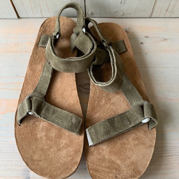 Teva Other - teva universal suede olive sandals new mens us 11